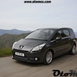 Peugeot-5008