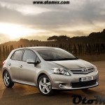 Toyota-Auris_2010