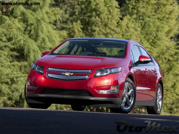 Chevrolet-Volt_2011_elektrikli