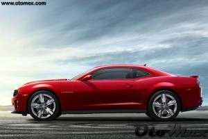 Chevrolet-Camaro_ZL1_2012_resimleri